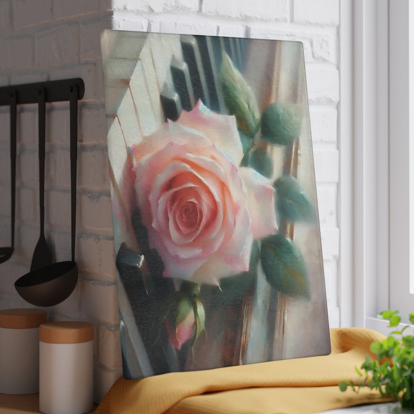 Tabla de cortar de vidrio templado con una rosa rosa sobre teclas de piano, elegante decoración de cocina con música y flores, regalo para músicos, tabla de charcutería