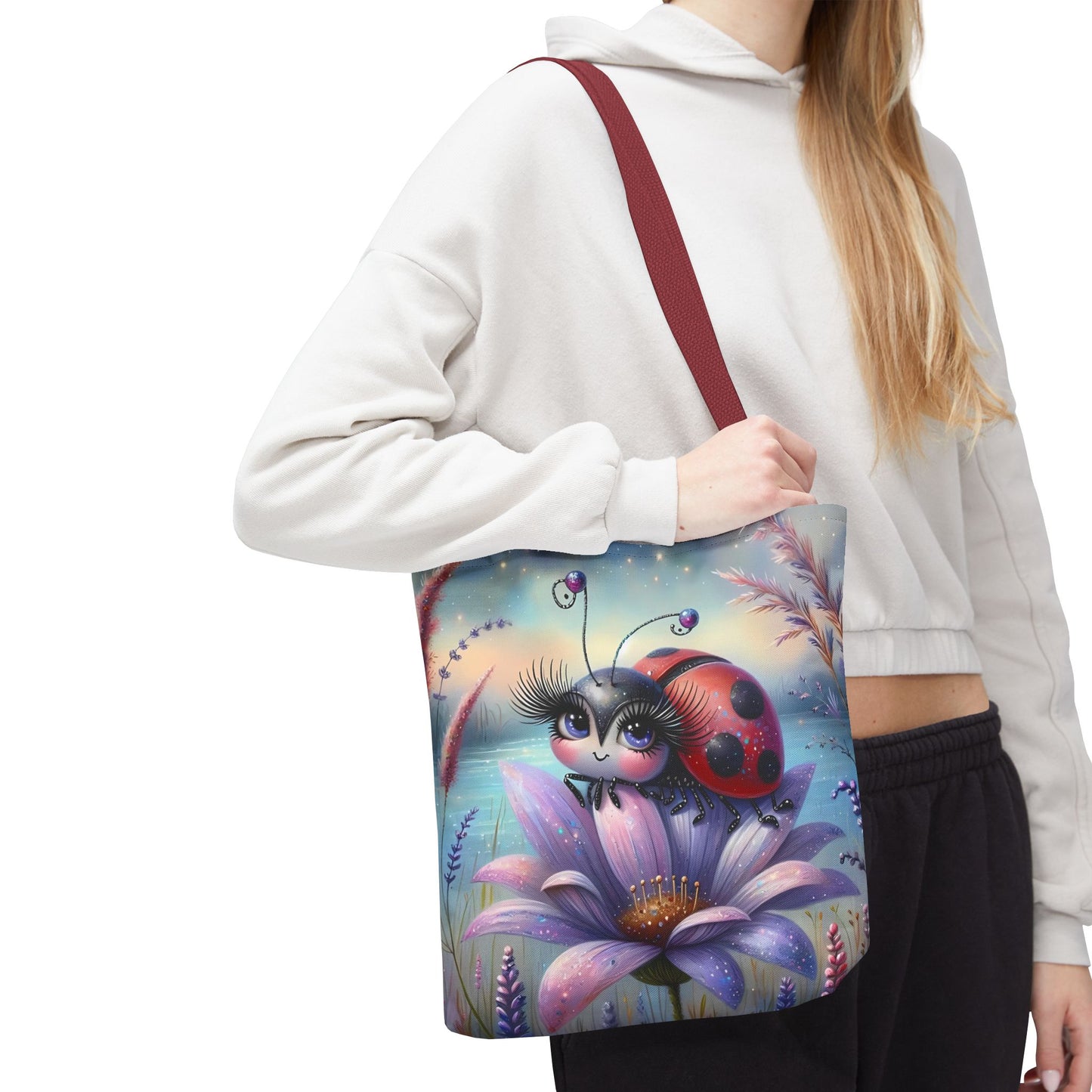 🐞 Mariquita sobre una flor junto al lago – Bolsa de tela inspirada en la naturaleza
