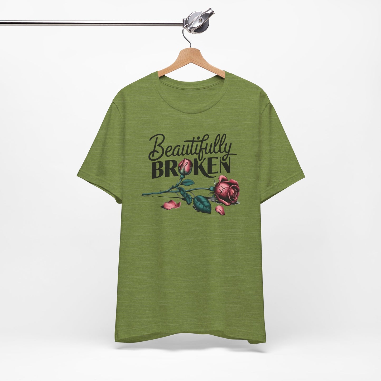 Camiseta Rosa “Beautifully Broken”: una camiseta empoderante con una elegancia suave