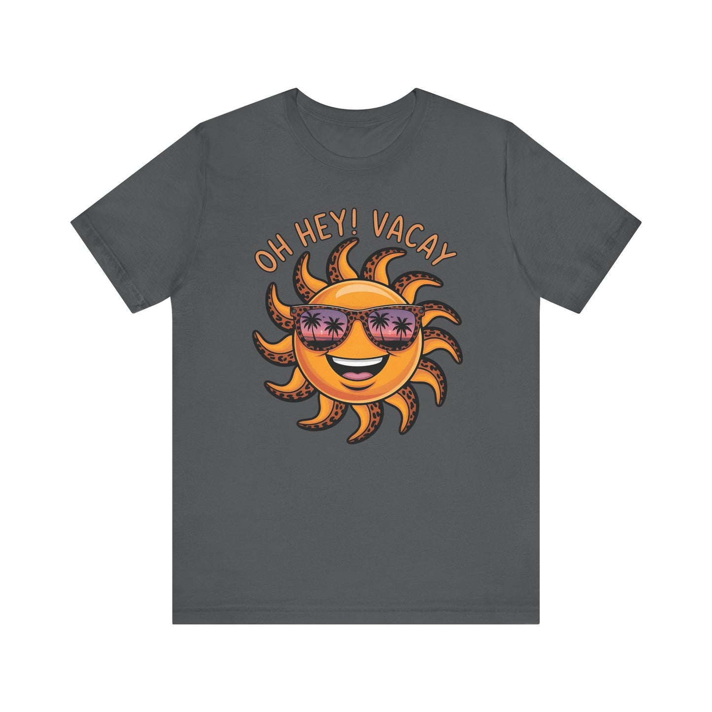☀️ ¡Hola! Camiseta de vacaciones – Sol sonriente con gafas de sol | Camiseta gráfica de verano para mujer