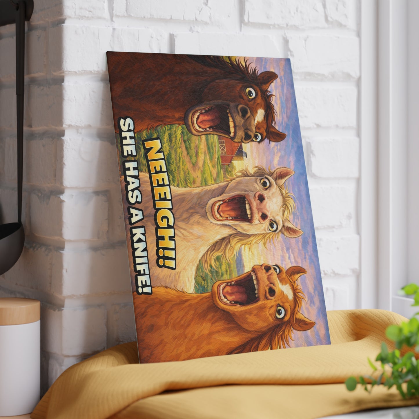 Funny Horse Glass Cutting Board – Whimsical Farm Humor Kitchen Display