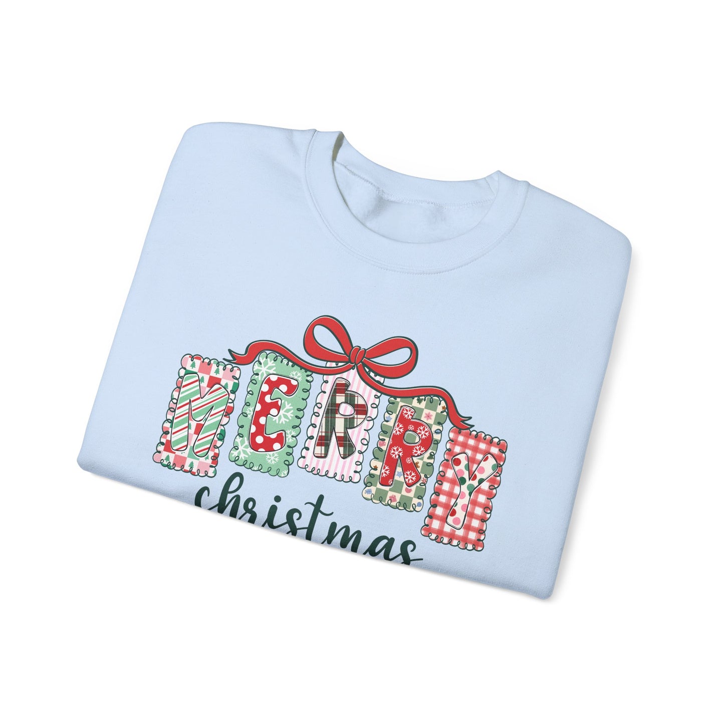 🎀✨ Merry Christmas Sweatshirt – Cozy Patchwork Holiday Crewneck