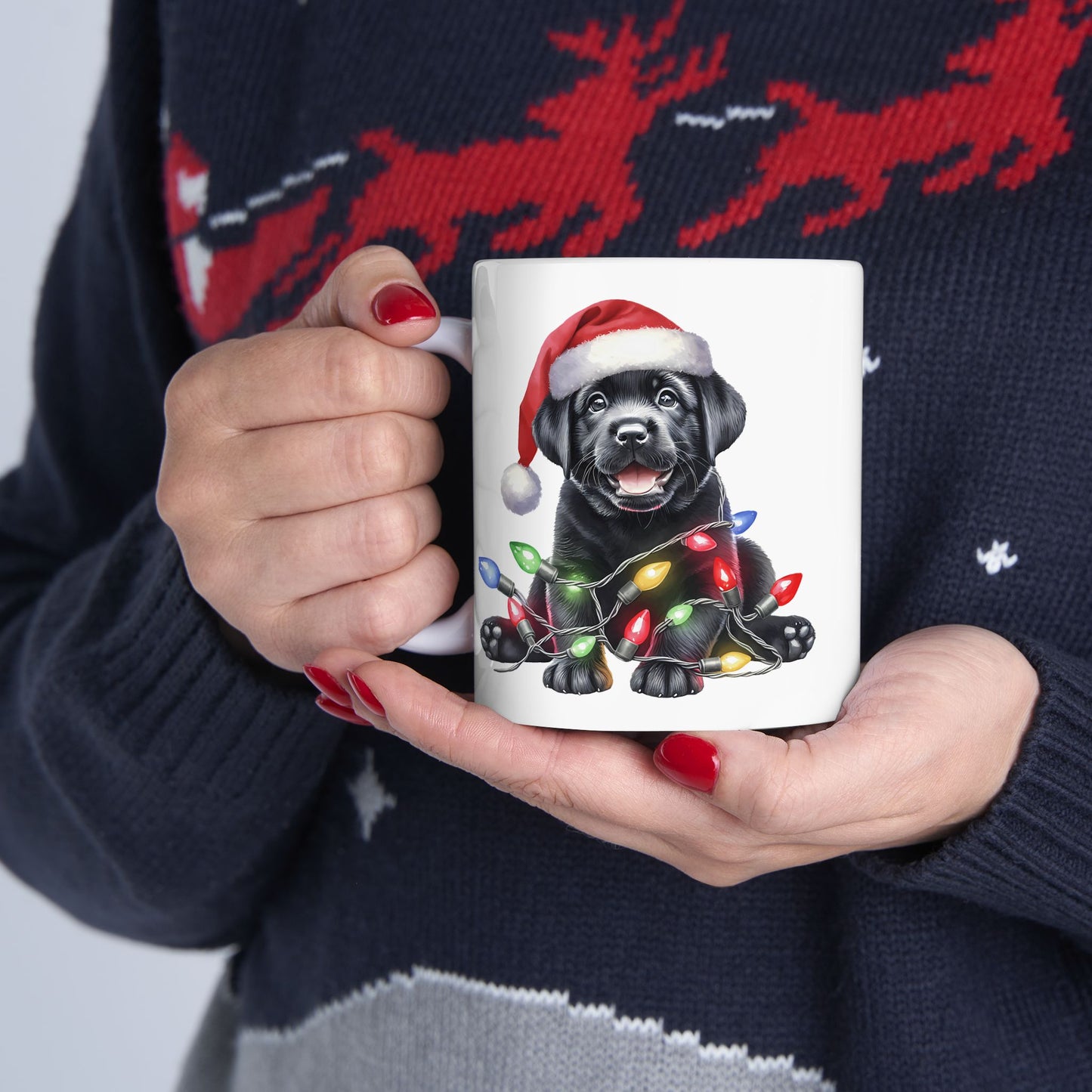 🎄 Labrador Puppy Christmas Mug – Santa Hat & Holiday Lights Cheer 🐾