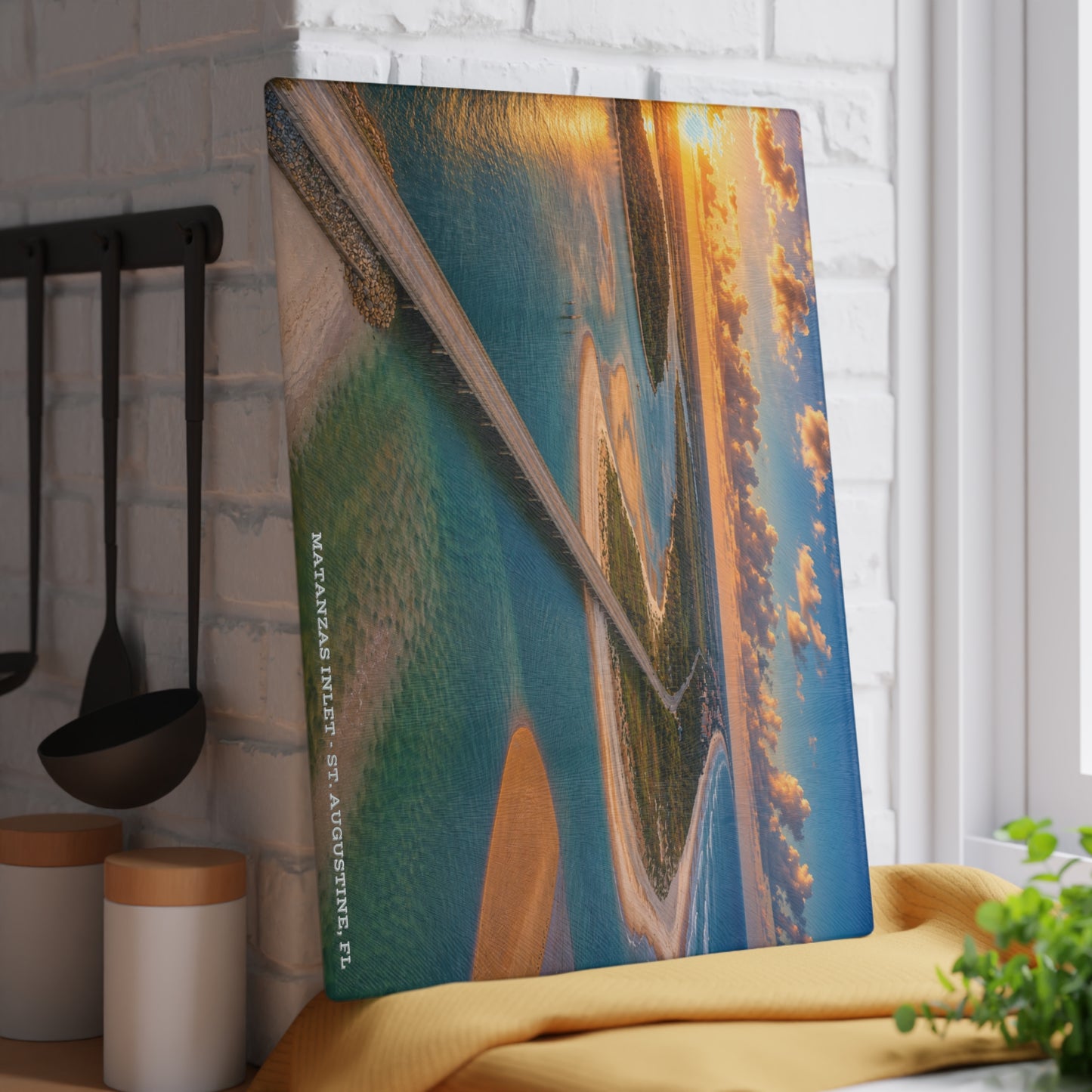 Vibrant Flamingo Sunset Glass Cutting Board – Tropical Coastal Kitchen Decor