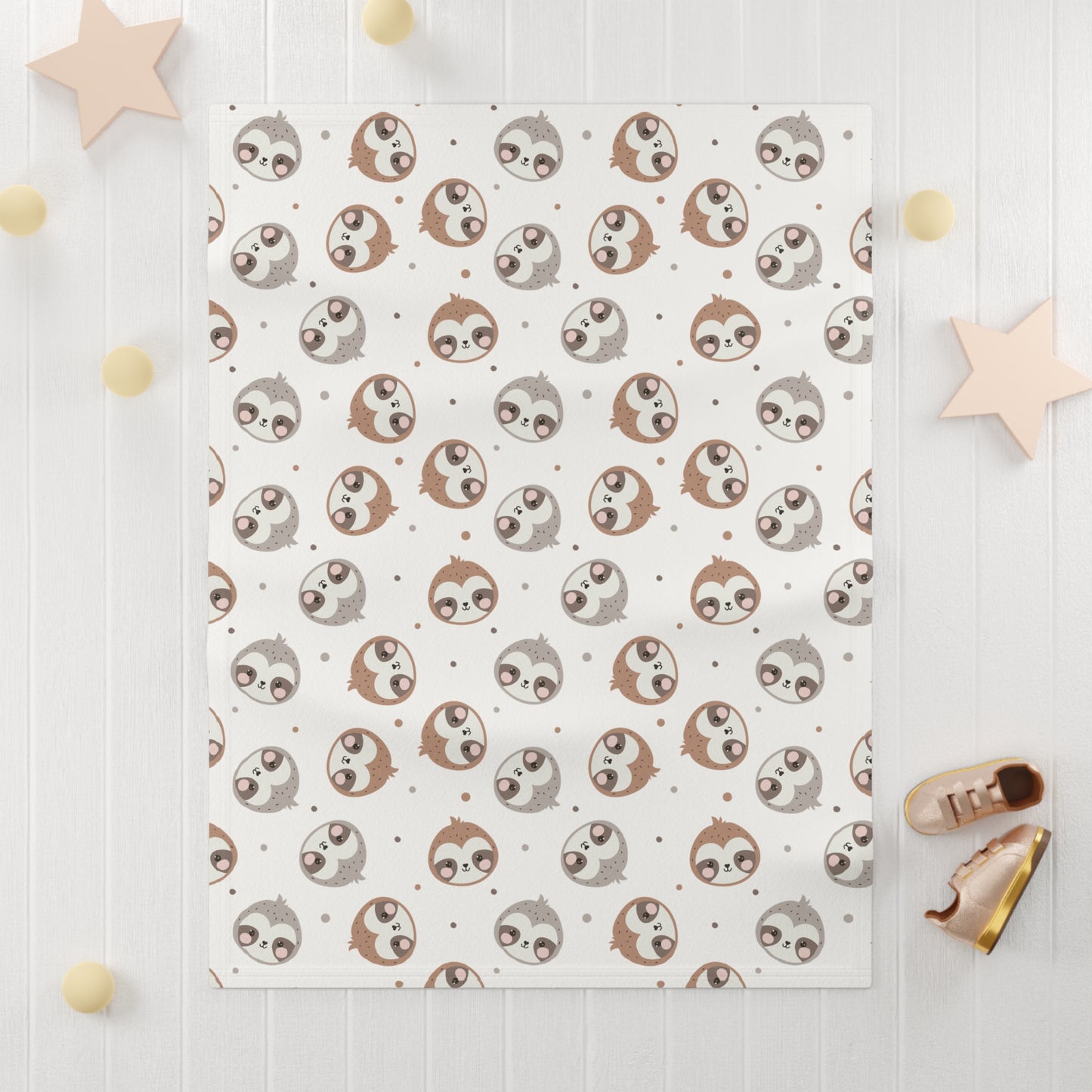 Cozy Cream Sloth Faces Baby Blanket – Ultra-Soft Fleece 30″×40″ | Neutral Nursery Sweet