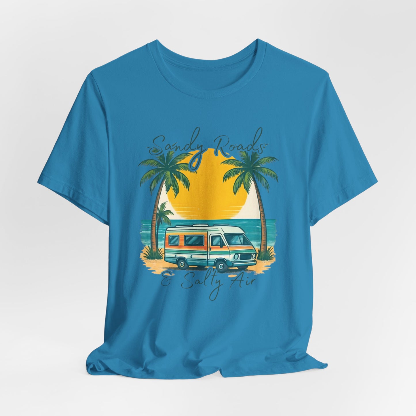 Camiseta Sandy Roads &amp; Salty Air: Camisa playera ligera para mujer para días costeros y ambiente veraniego.