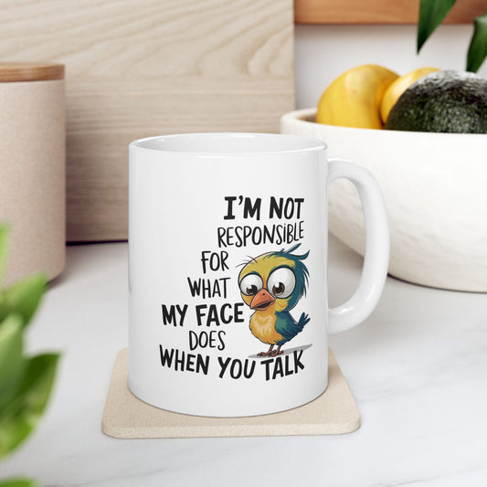 🐦 No soy responsable de lo que hace mi cara – Taza de café con pájaro divertido 🐤