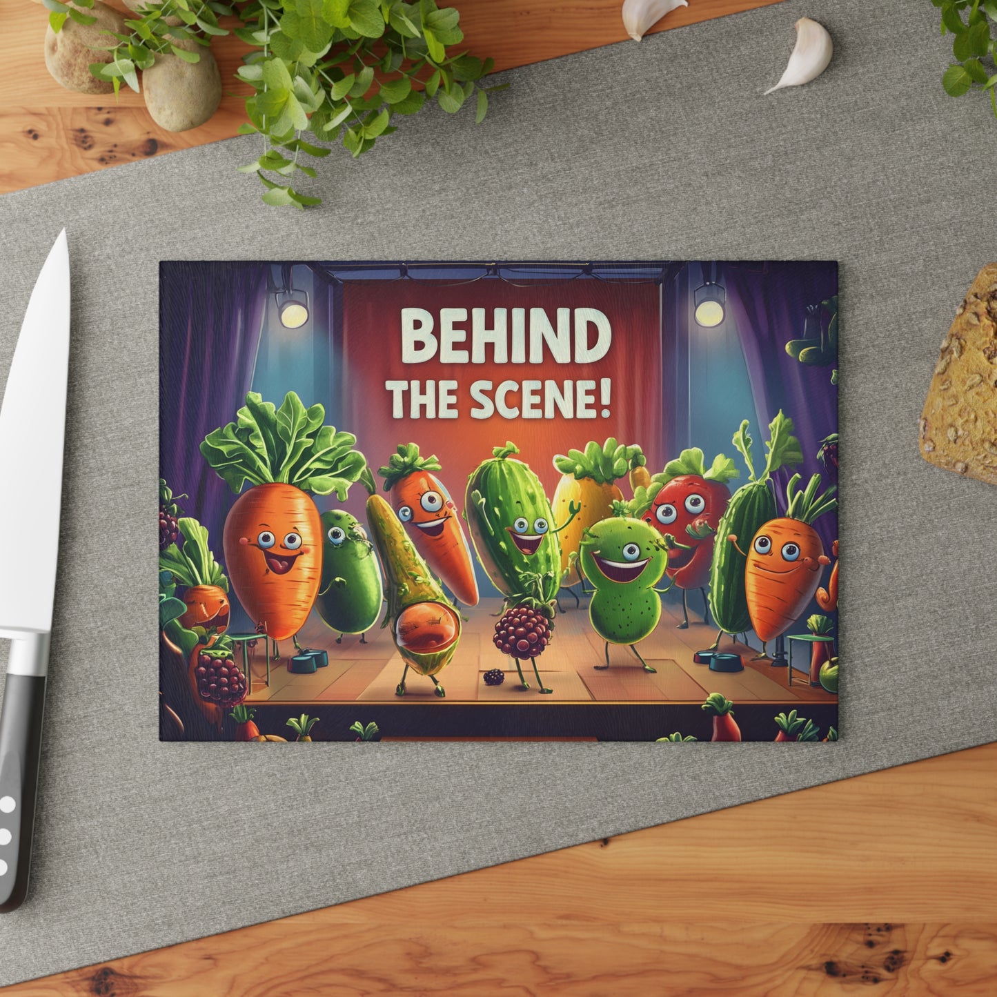 Tabla de cortar de vidrio "¡Detrás de escena!" - Decoración de cocina cómica con verduras danzantes 🌟🍅