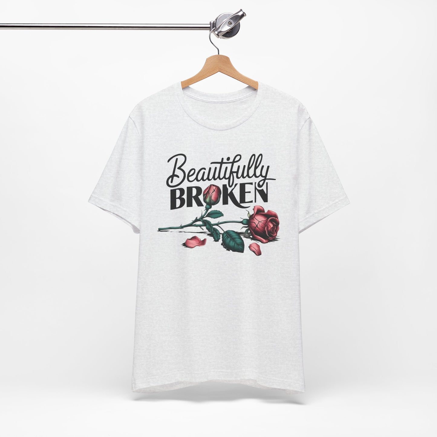 Camiseta Rosa “Beautifully Broken”: una camiseta empoderante con una elegancia suave