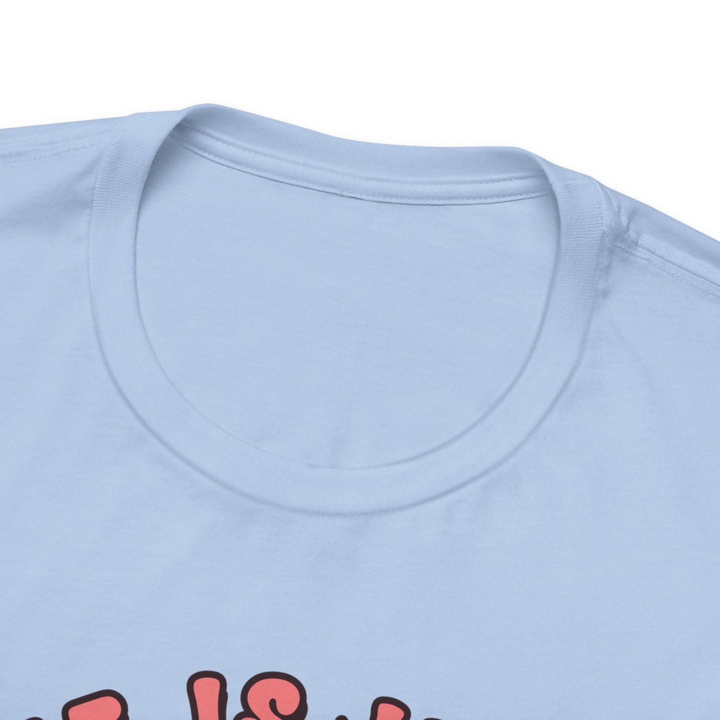 💐 Home Is Where Mom Is – Heart & Daisy Mom T-Shirt 🌸