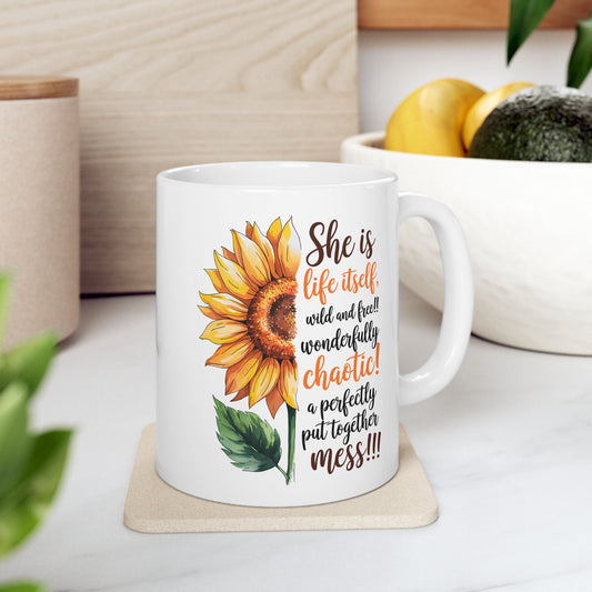 Taza Girasol “Ella es la Vida Misma, Salvaje y Libre” 🌼