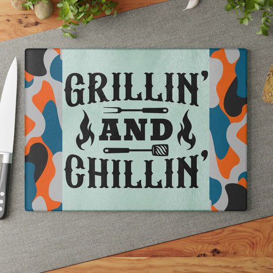 🔥 GRILLIN AND CHILLIN Glass Cutting Board – Camouflage BBQ Prep Style 🍔