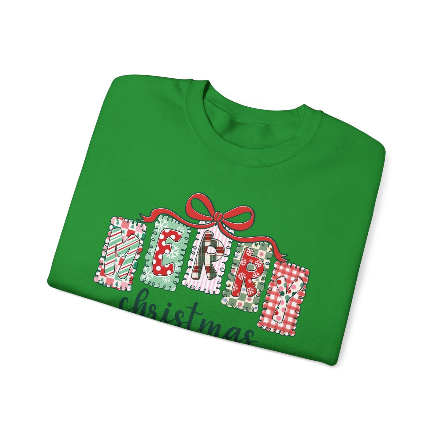 🎀✨ Merry Christmas Sweatshirt – Cozy Patchwork Holiday Crewneck