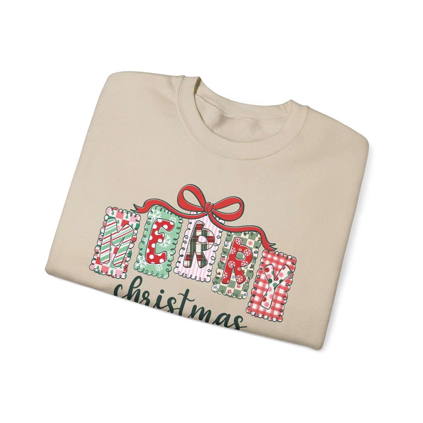 🎀✨ Merry Christmas Sweatshirt – Cozy Patchwork Holiday Crewneck
