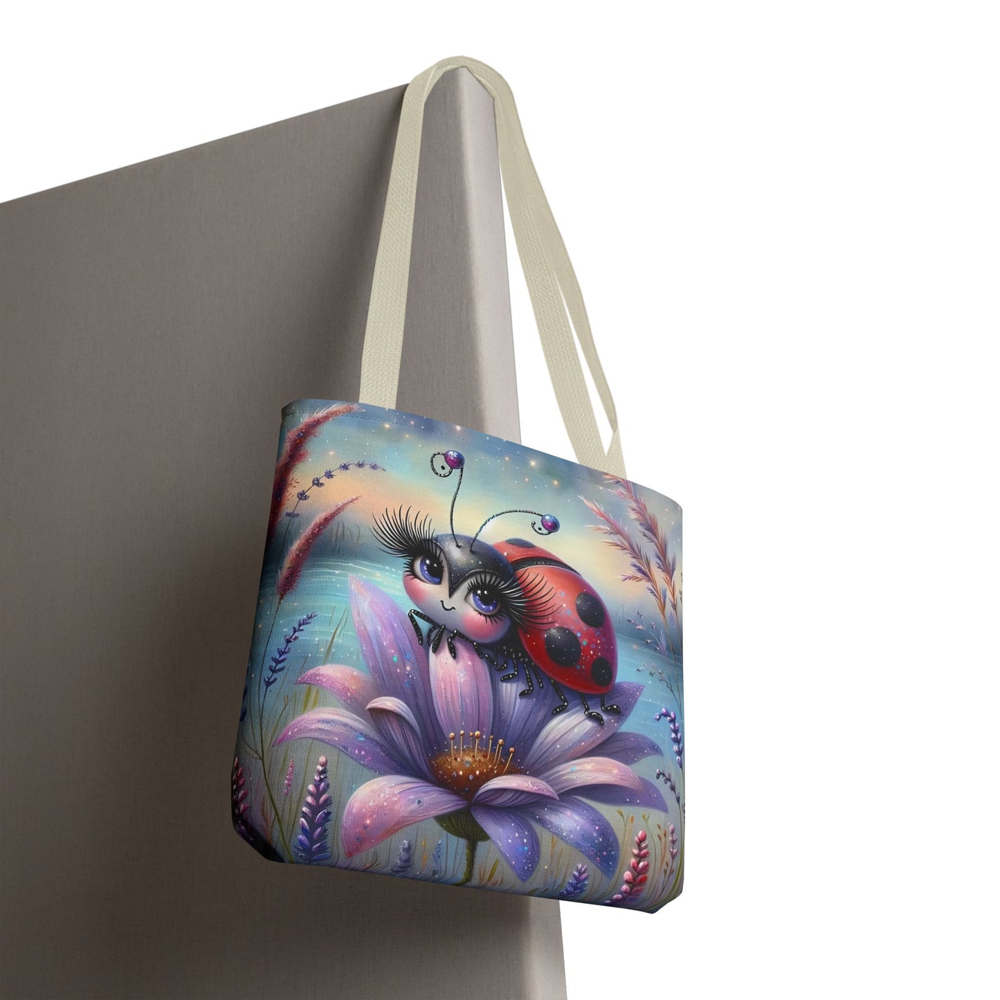 🐞 Mariquita sobre una flor junto al lago – Bolsa de tela inspirada en la naturaleza