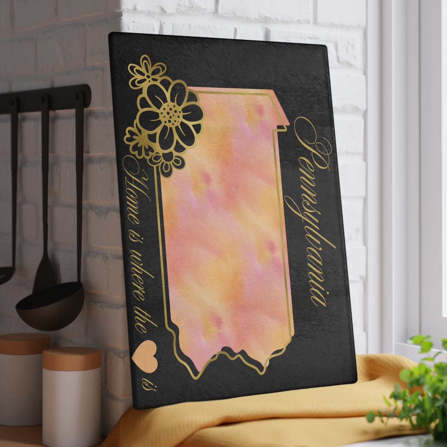 🧡 Pennsylvania State Cutting Board – Warm Peach Tones & Elegant State Pride