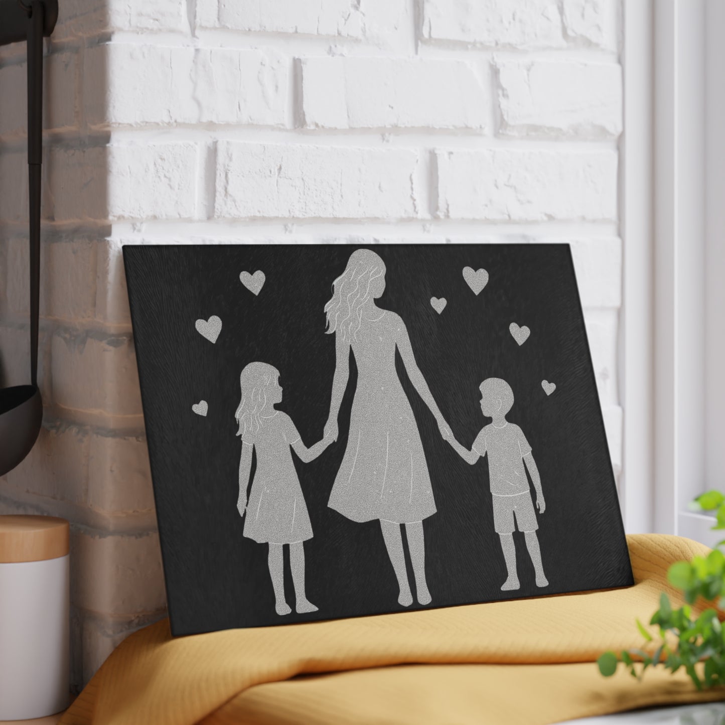 👩‍👧‍👦✨ Mother & Children Silhouette Cutting Board – A Timeless Family Keepsake 💖🌟