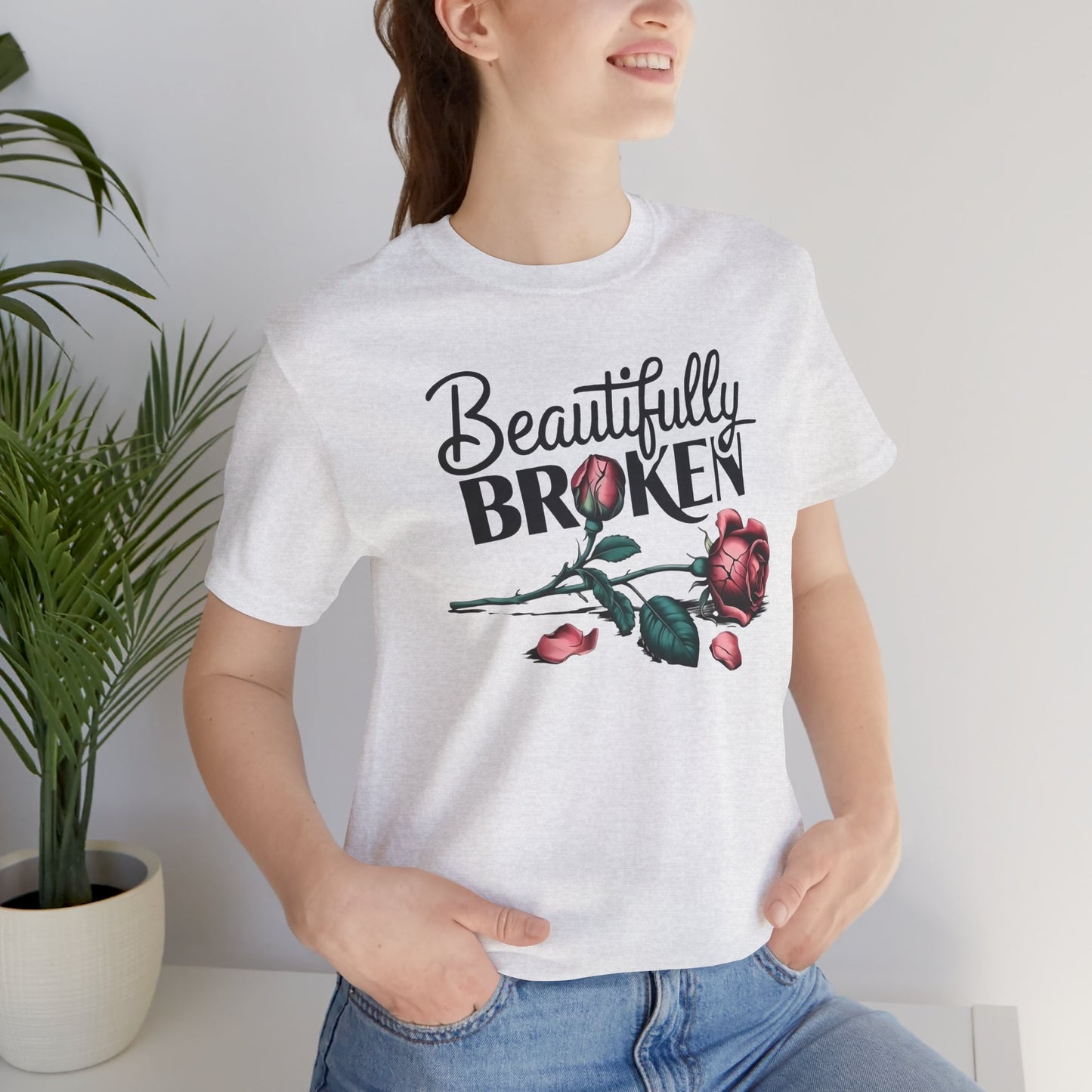 Camiseta Rosa “Beautifully Broken”: una camiseta empoderante con una elegancia suave