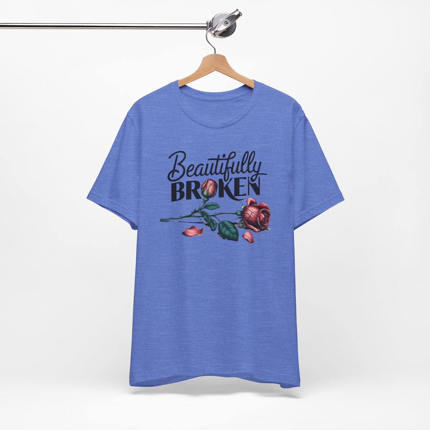 Camiseta Rosa “Beautifully Broken”: una camiseta empoderante con una elegancia suave