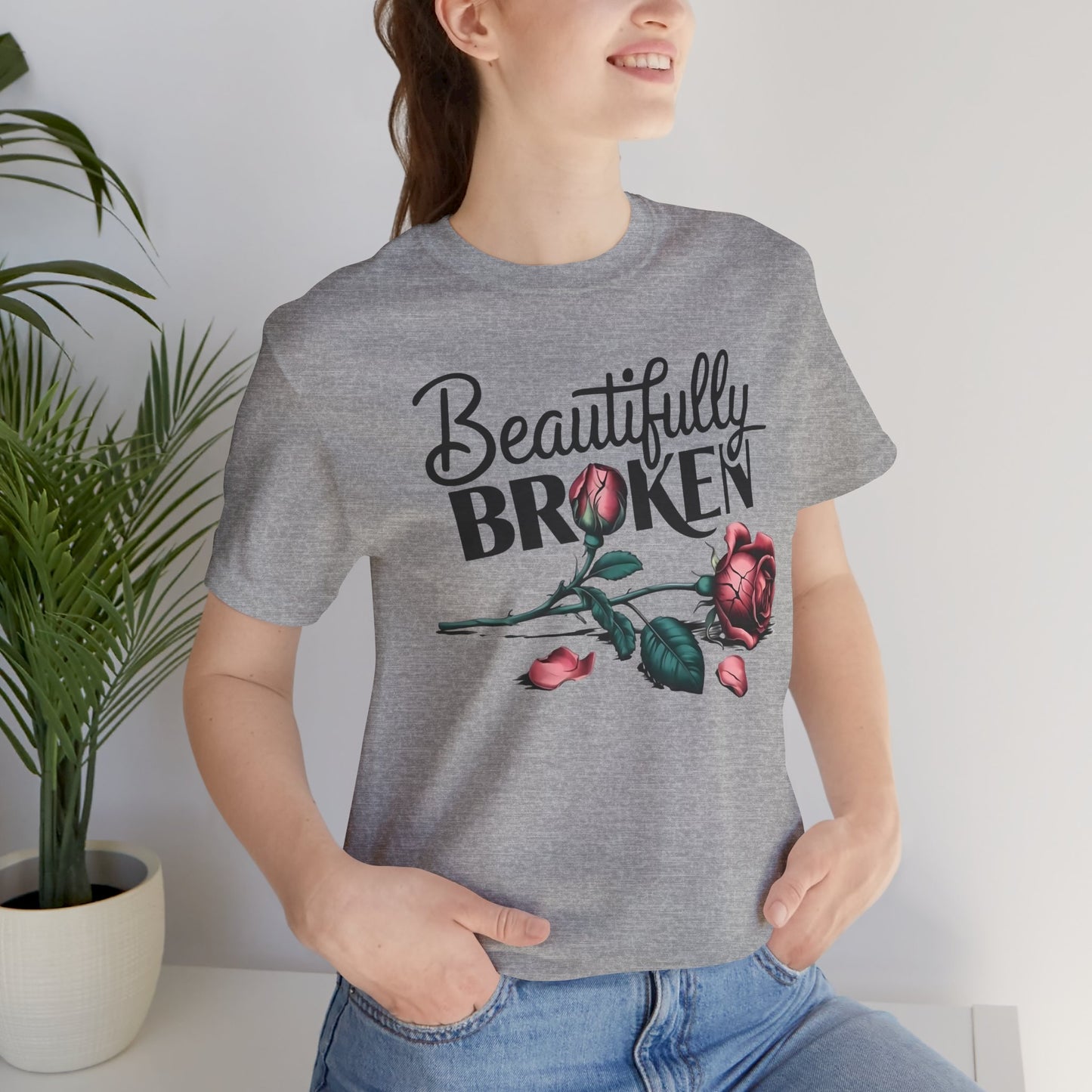 Camiseta Rosa “Beautifully Broken”: una camiseta empoderante con una elegancia suave