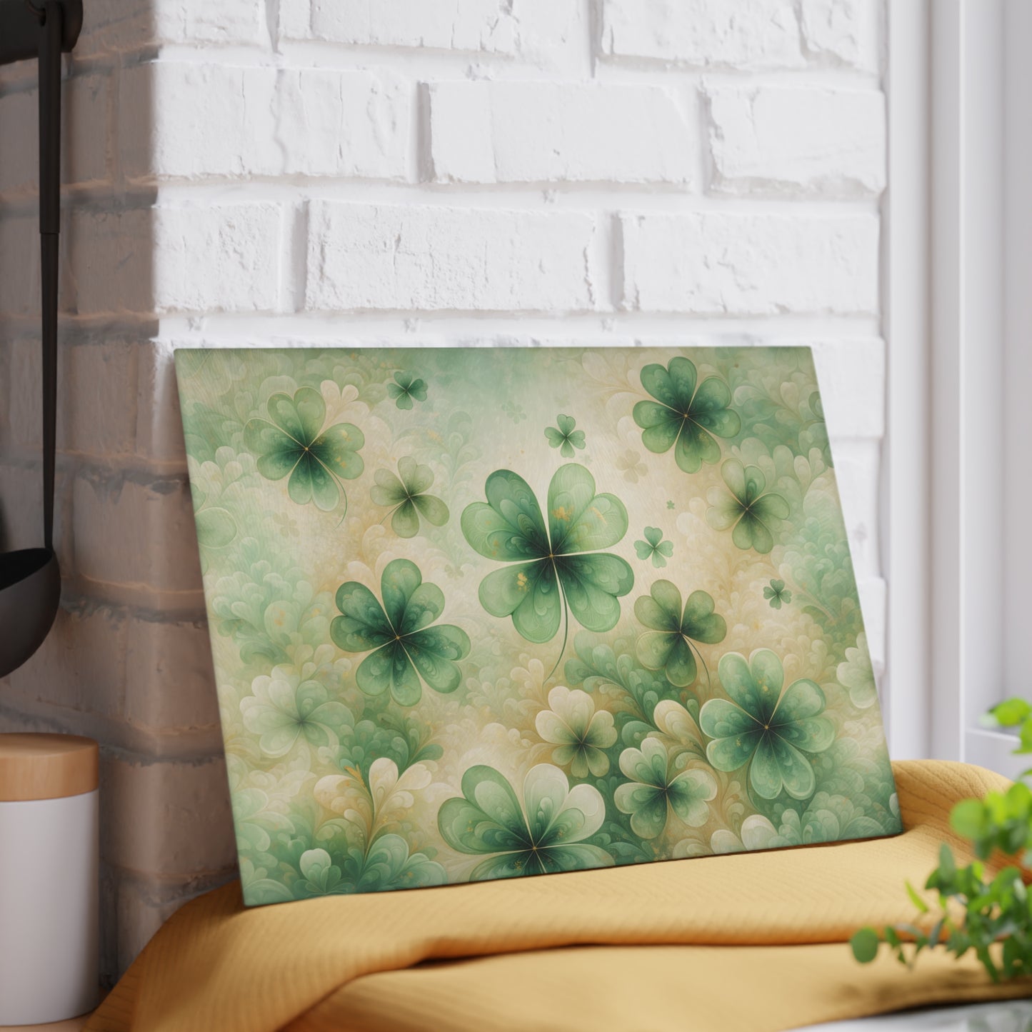 Abstract Shamrock Pattern Glass Cutting Board – St. Patrick’s Day Green Clover Kitchen Art