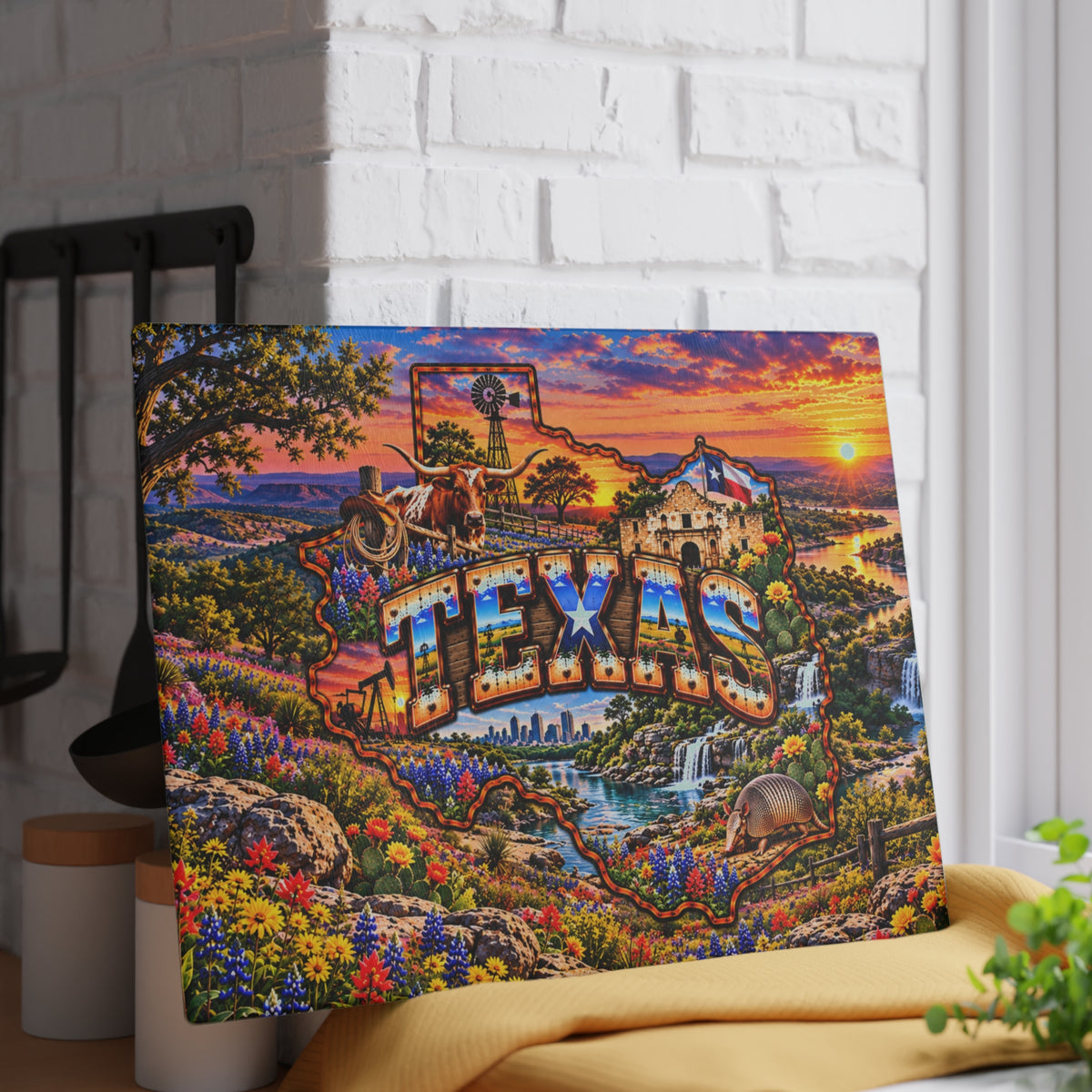Texas Glass Cutting Board – Texas State Map, Longhorn, Alamo, Bluebonnets, Waterfalls & Sunset Kitchen Décor