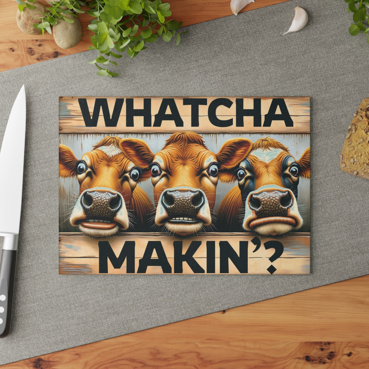🐮🤠 “Whatcha Makin’?” Glass Cutting Board – Cozy Charm for Your Kitchen
