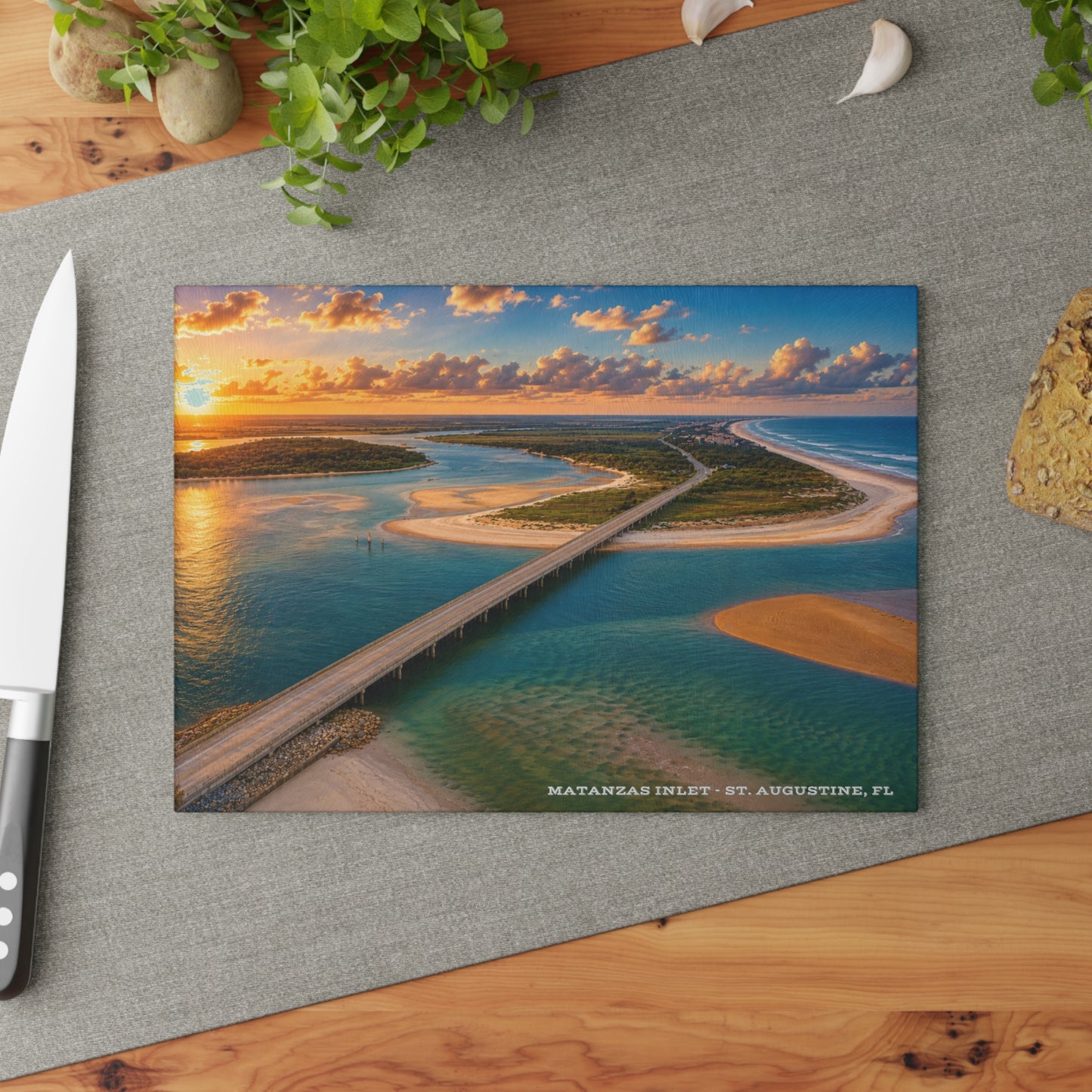 Vibrant Flamingo Sunset Glass Cutting Board – Tropical Coastal Kitchen Decor
