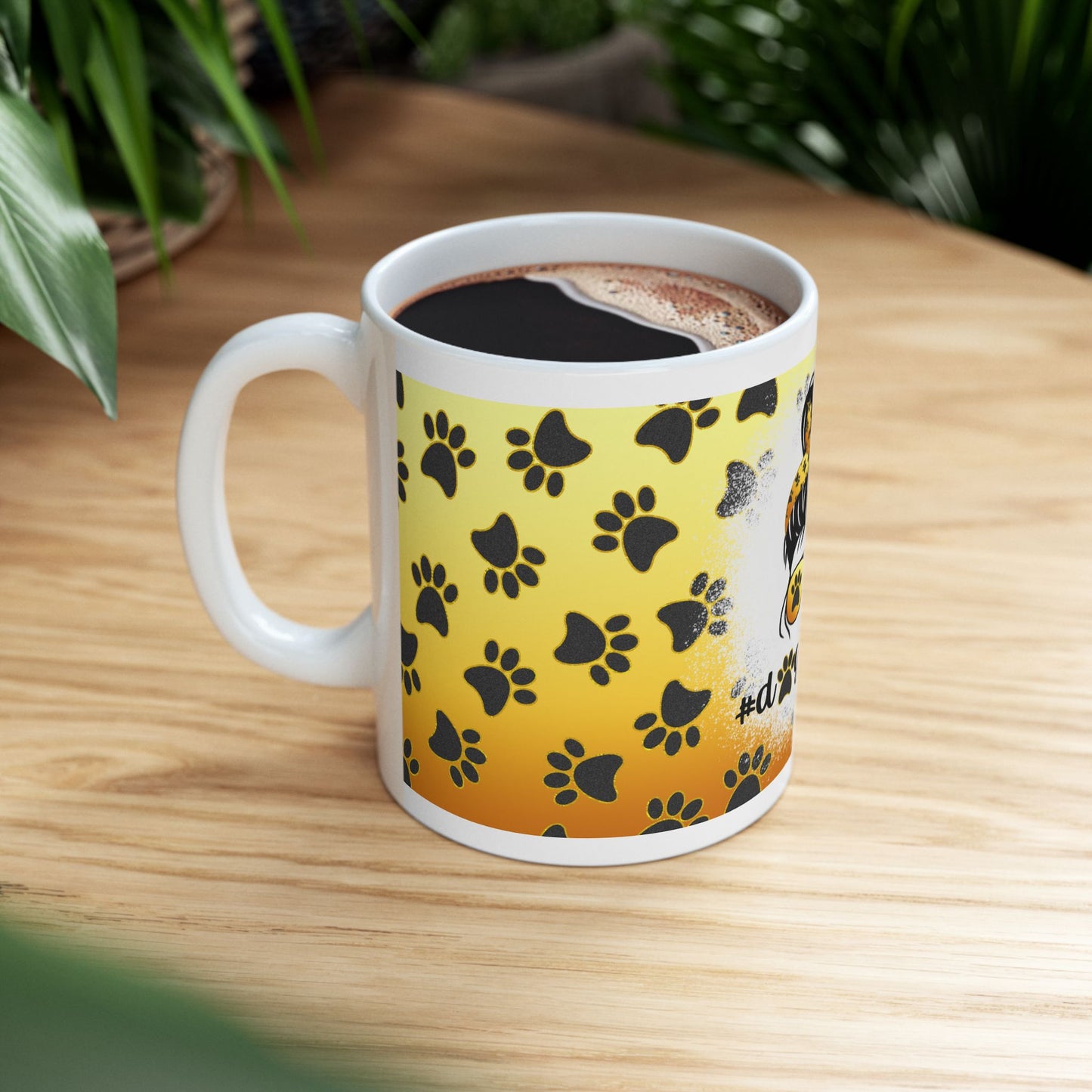 🐾 #dogmomlife – Cute & Fun Mug for Dog Moms 🐶