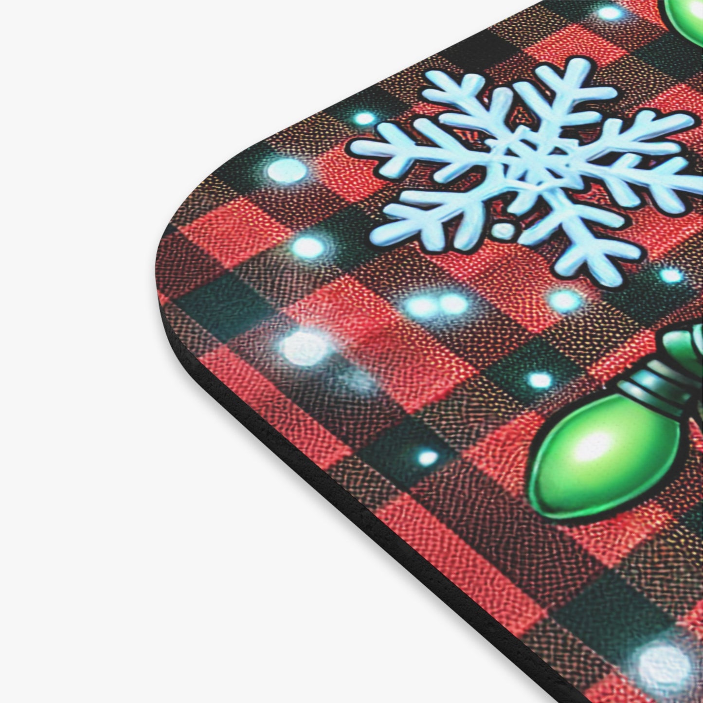🖱️🎄🐶 Tangled Lights Christmas Dog Mouse Pad – Buffalo Plaid Holiday Desk Art