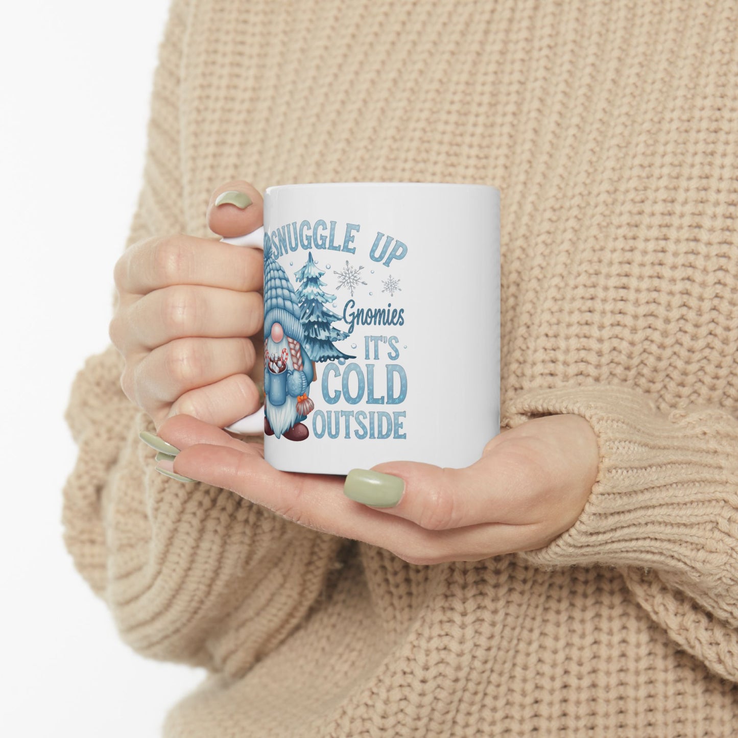 ☕ Snuggle Up Gnomies Mug – Cozy Up, It’s Cold Outside ❄️⛄