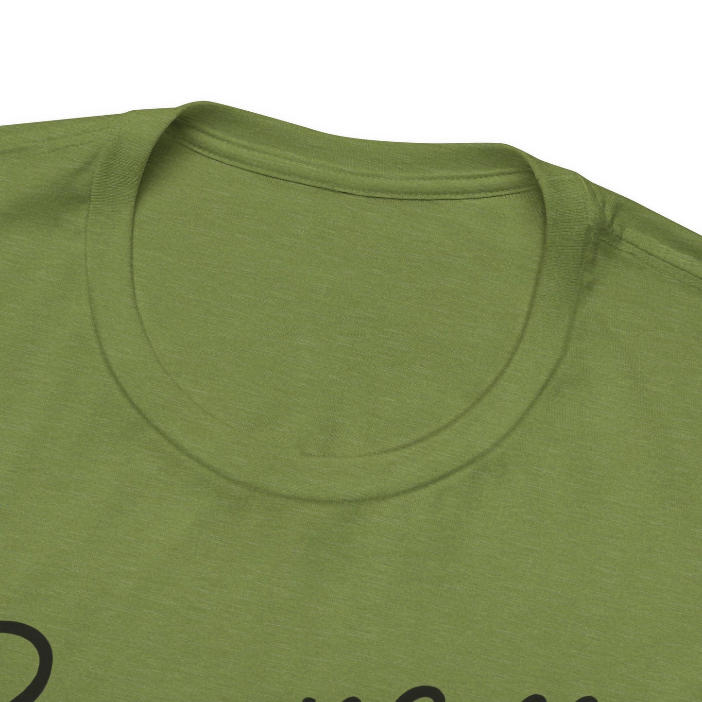 Camiseta Rosa “Beautifully Broken”: una camiseta empoderante con una elegancia suave