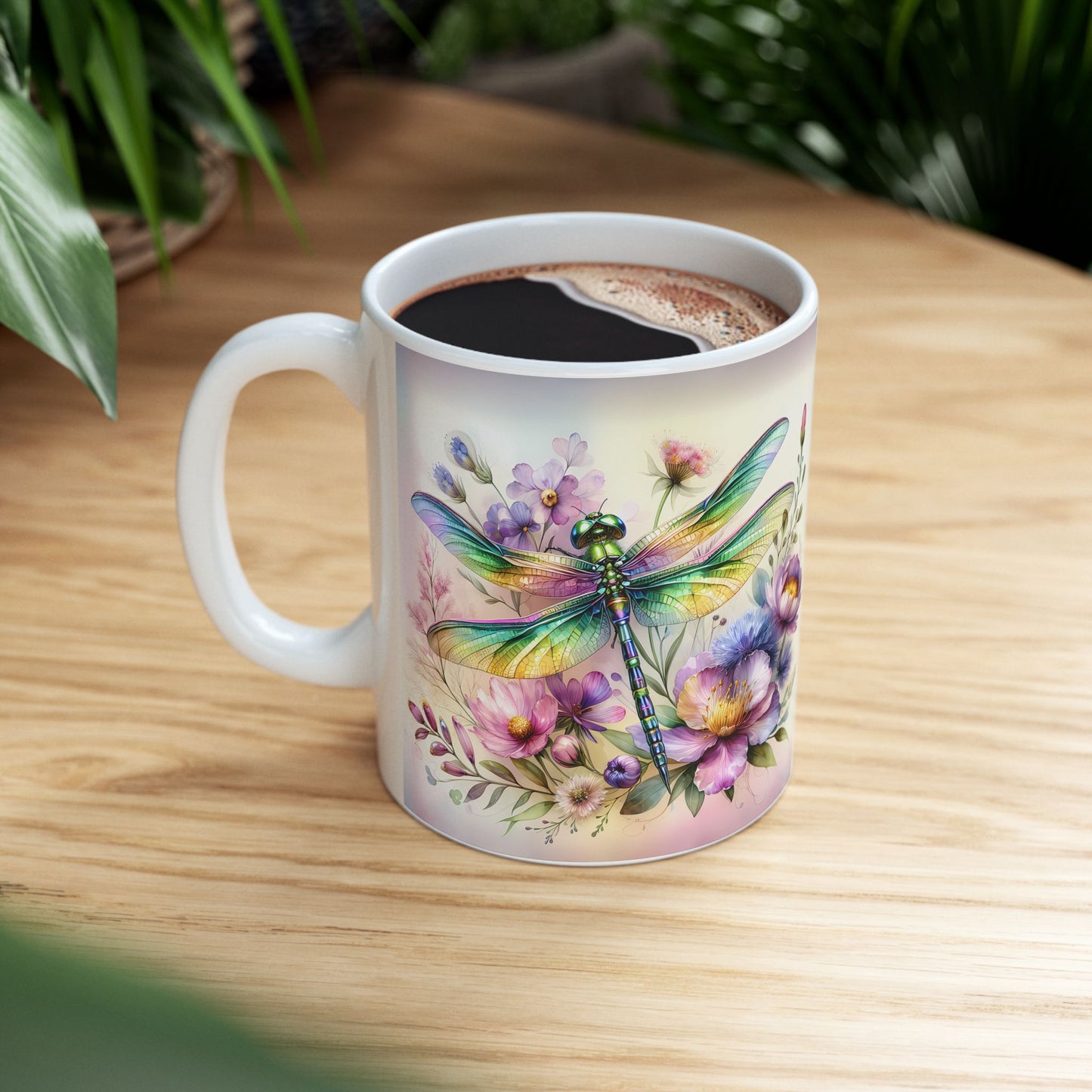 Libélula arcoíris y jardín de flores silvestres: envoltorio floral para tazas para amantes de la naturaleza ☕