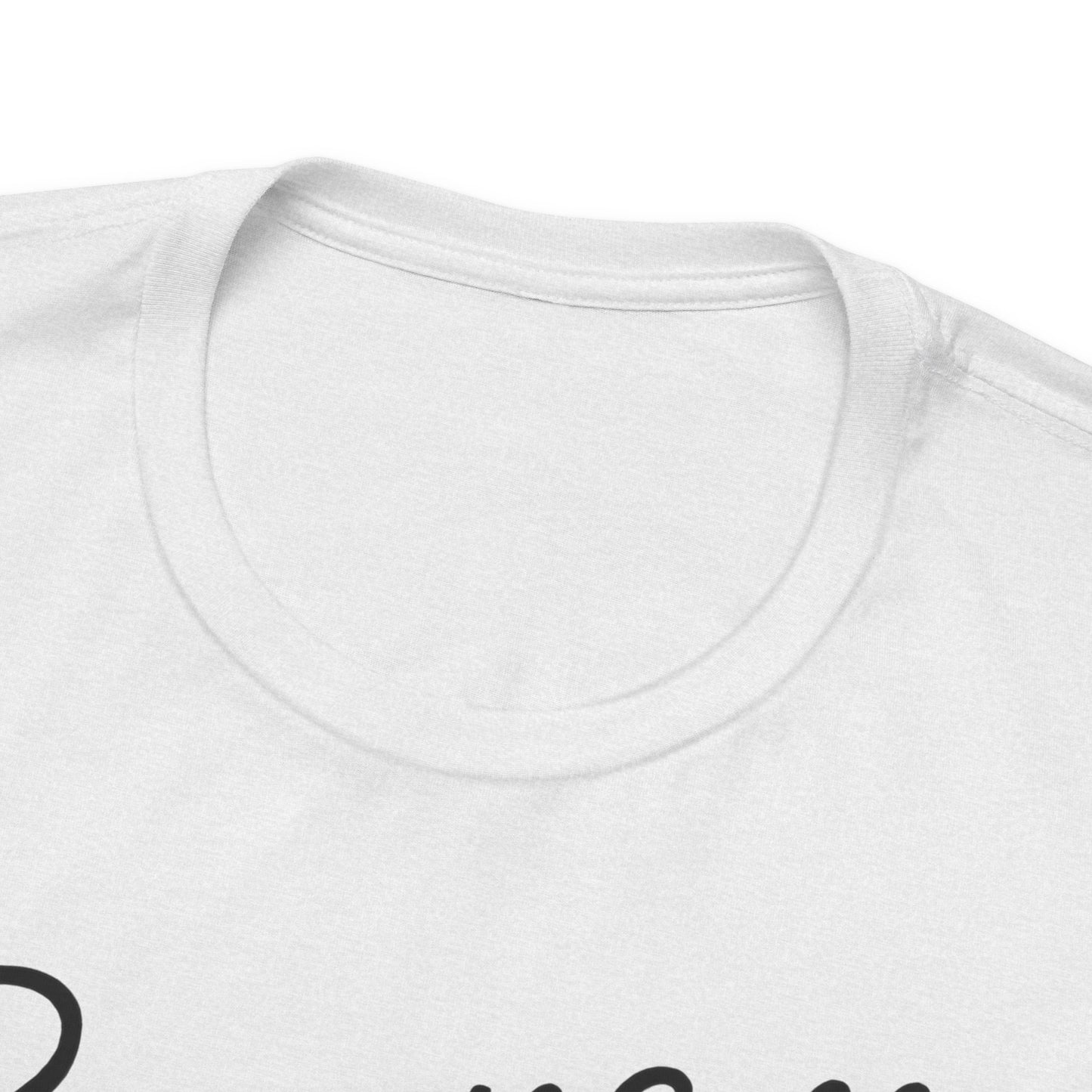 Camiseta Rosa “Beautifully Broken”: una camiseta empoderante con una elegancia suave