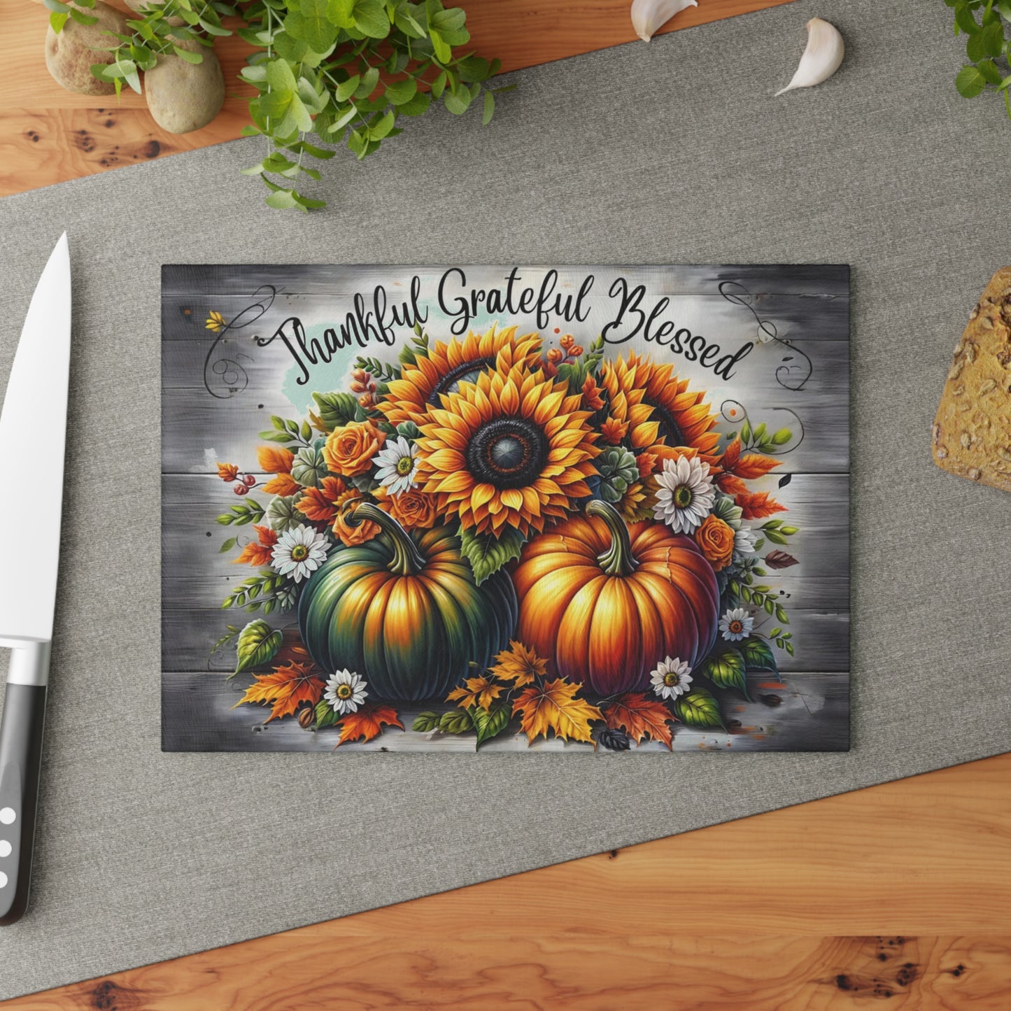 🌻🎃 Thankful Grateful Blessed Cutting Board – Autumn Sunflowers & Pumpkins for Seasonal Charm 🍁✨