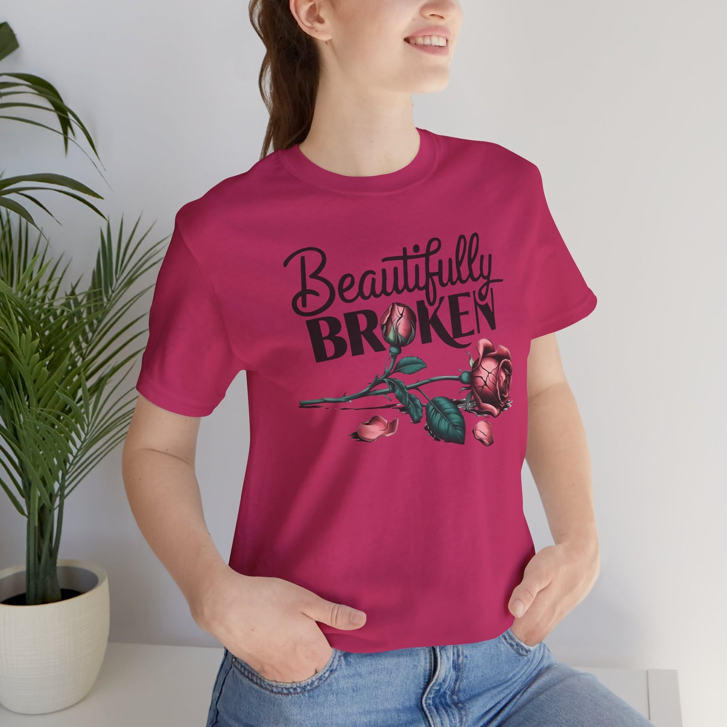 Camiseta Rosa “Beautifully Broken”: una camiseta empoderante con una elegancia suave