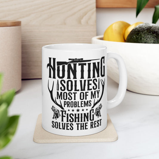 Cazar resuelve la mayoría de mis problemas, pescar resuelve el resto – Taza de café Outdoorsman (11 oz y 15 oz) ☕🏕️
