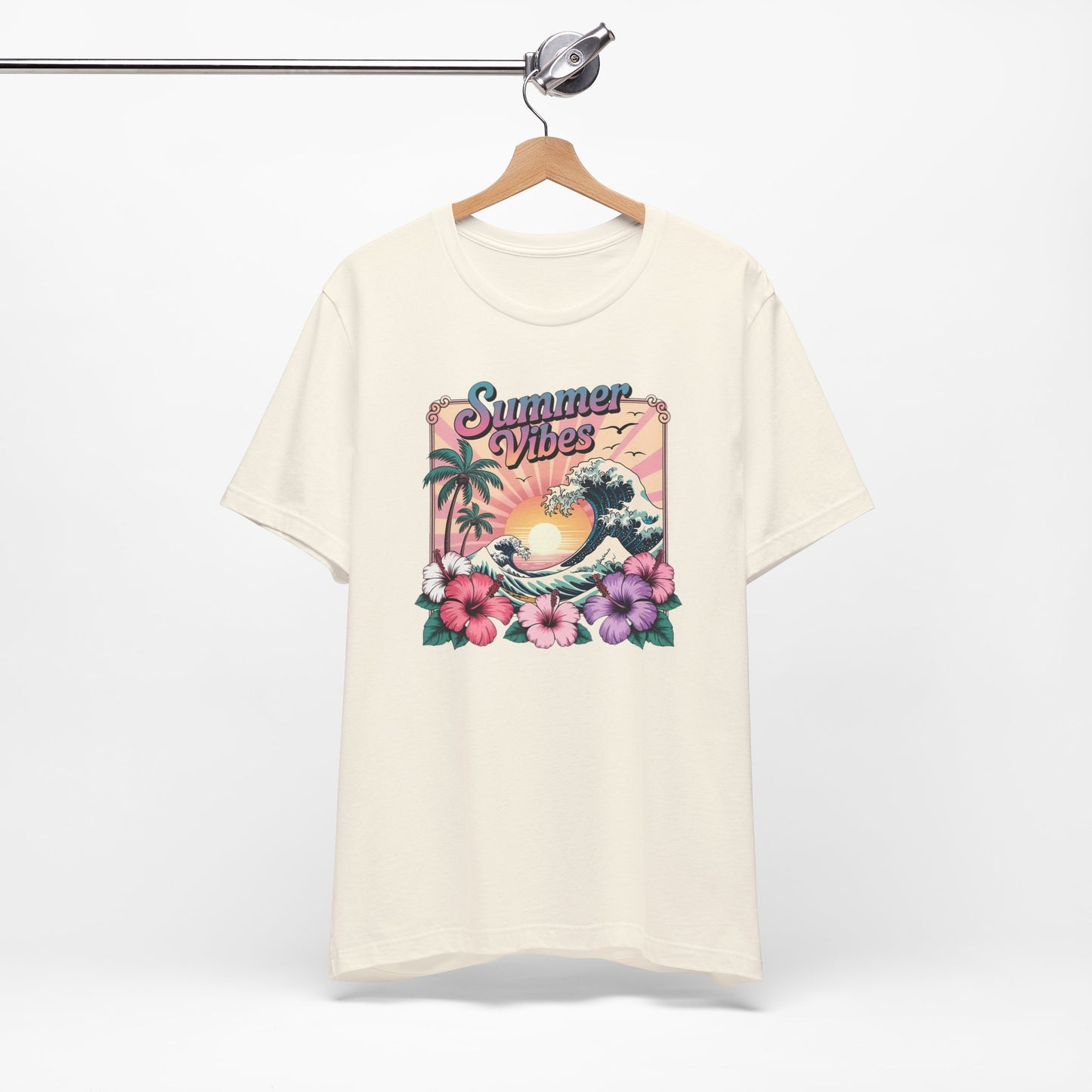 ☀️ Camiseta Summer Vibes – Ola playera vibrante, hibisco y palmeras | Camiseta gráfica para mujer